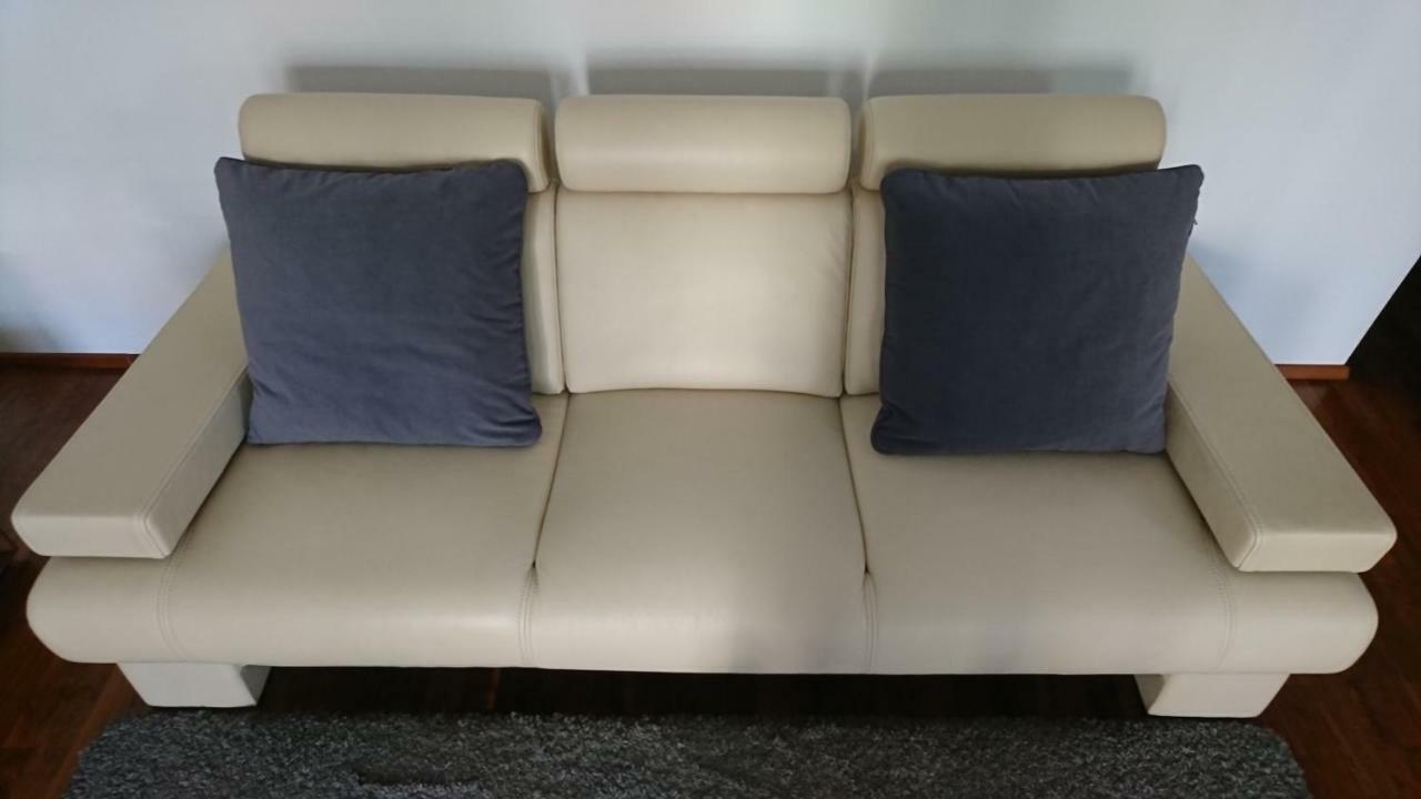 Quiet And Spacious Apartment With Garage Option Красков Екстериор снимка